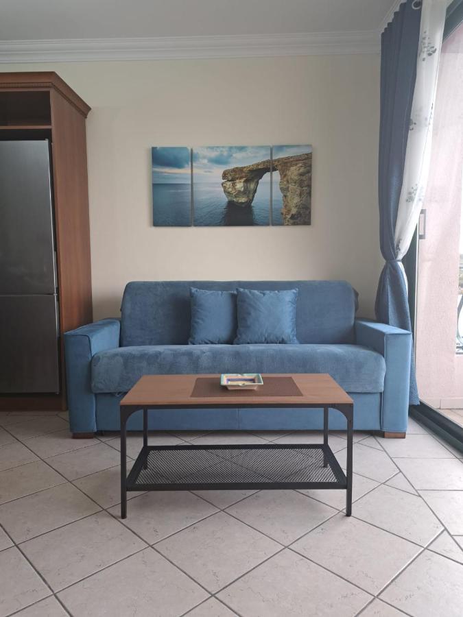 Seafront Apartment In St. Paul'S Bay Esterno foto